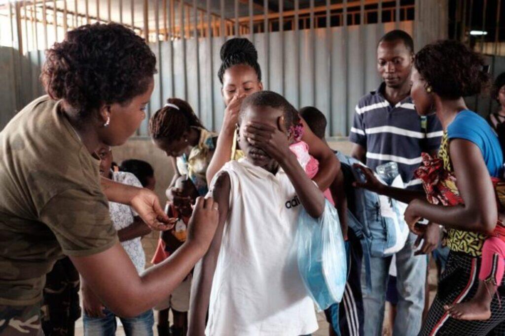 angola-por-vacunar-11-millones-de-ninos-contra-dolencias-emergentes