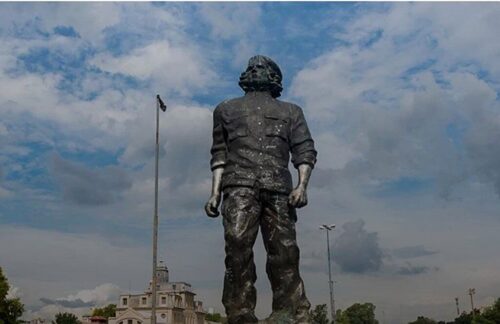 crece-rechazo-contra-intento-de-borrar-al-che-de-rosario-argentina
