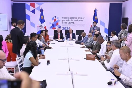 dominicana-cepal-debate-respuesta-regional-ante-escenario-mundial