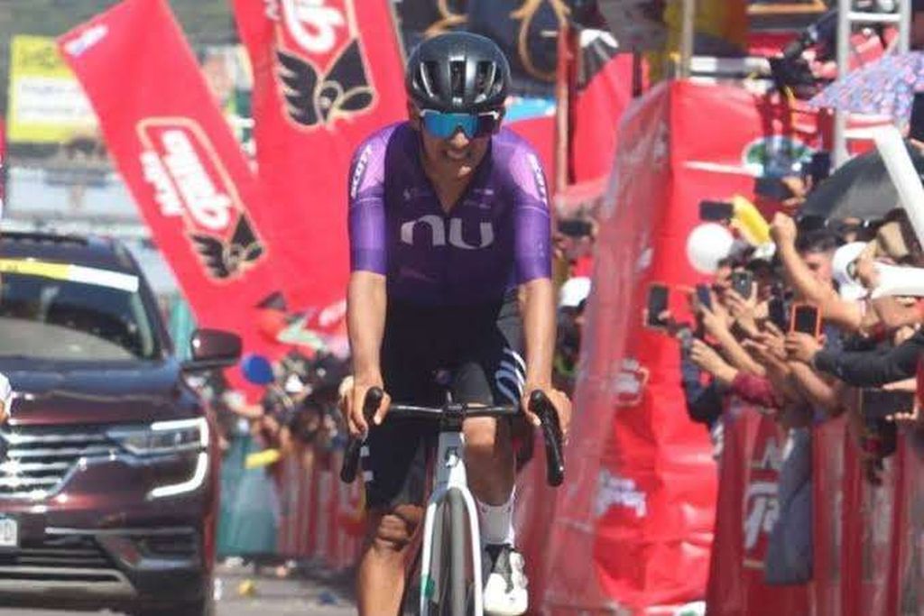 colombiano-rico-por-otro-paso-hacia-el-trofeo-de-vuelta-a-guatemala