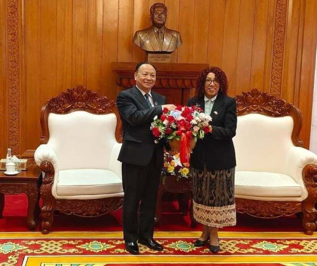 agradecen-a-vicepresidente-parlamento-de-laos-apoyo-a-cuba