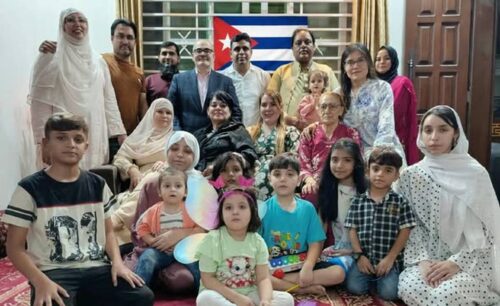 embajador-de-cuba-en-pakistan-dialoga-con-familias-cubano-pakistanies