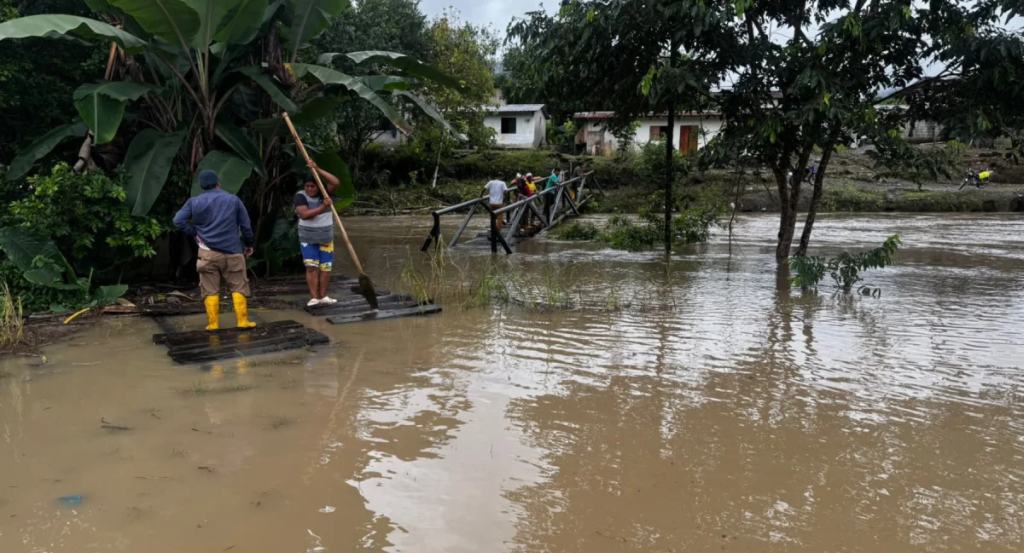 mas-de-30-mil-personas-impactadas-por-las-lluvias-en-ecuador