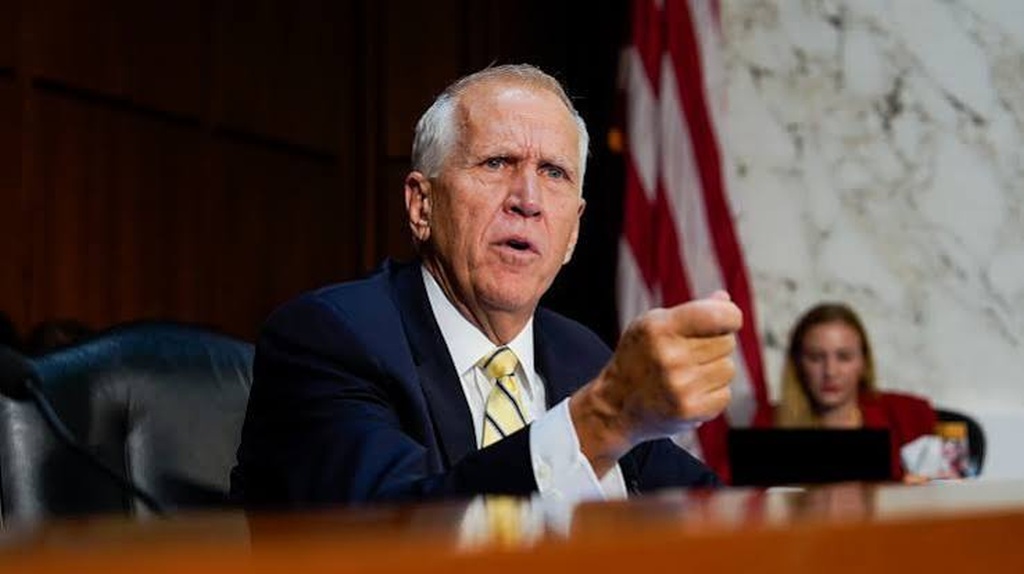 senador-de-eeuu-pide-destitucion-de-altos-funcionarios-de-trump