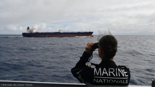 rusia-califica-de-pirateria-detencion-de-petrolero-por-francia