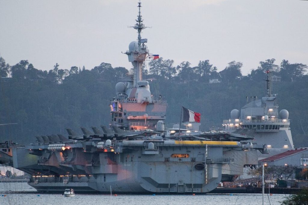 investigan-causas-de-un-incendio-en-portaaviones-charles-de-gaulle