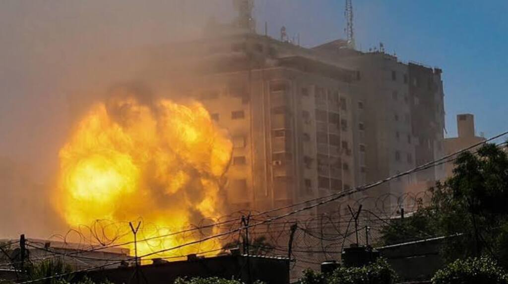 ataque-israeli-a-edificio-residencial-en-gaza-mata-a-dos-palestinos