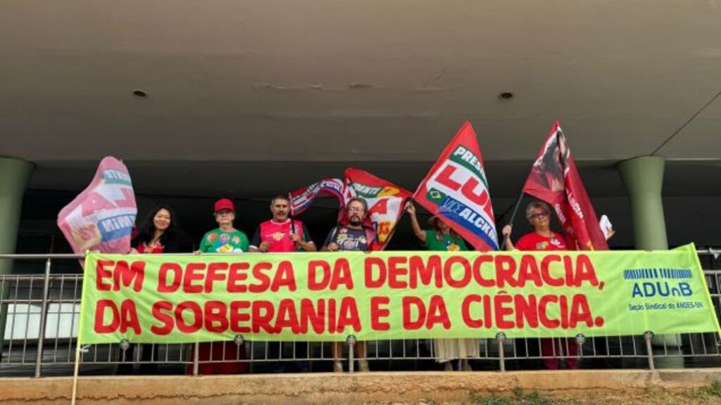 docentes-de-universidad-de-brasilia-respaldan-a-lula