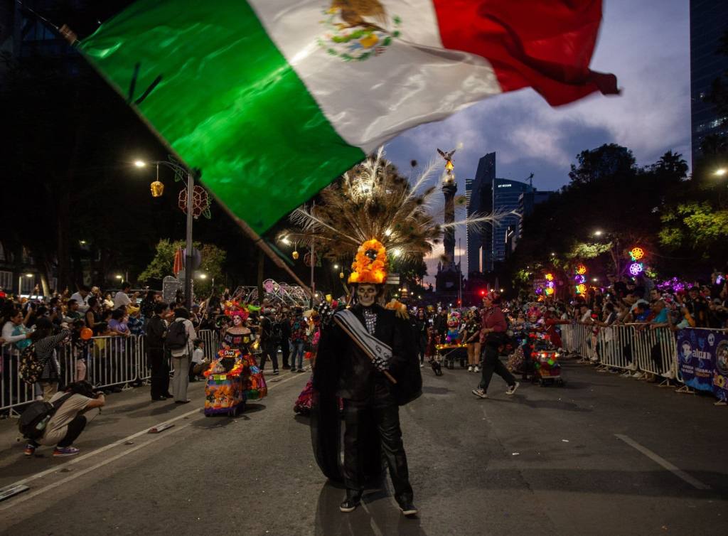 una-vez-mas-las-catrinas-toman-ciudad-de-mexico