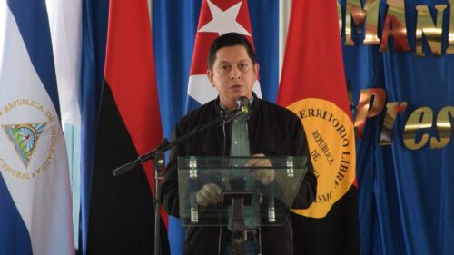 centro-educativo-en-nicaragua-honra-legado-de-fidel-castro