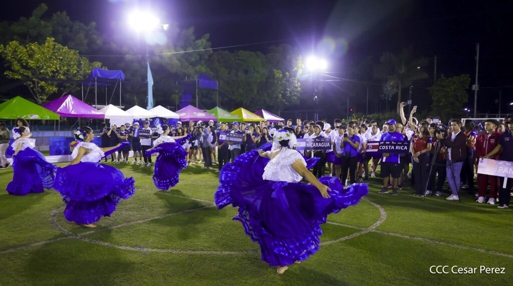 inauguran-en-nicaragua-centroamericano-de-hockey-sobre-cesped-2