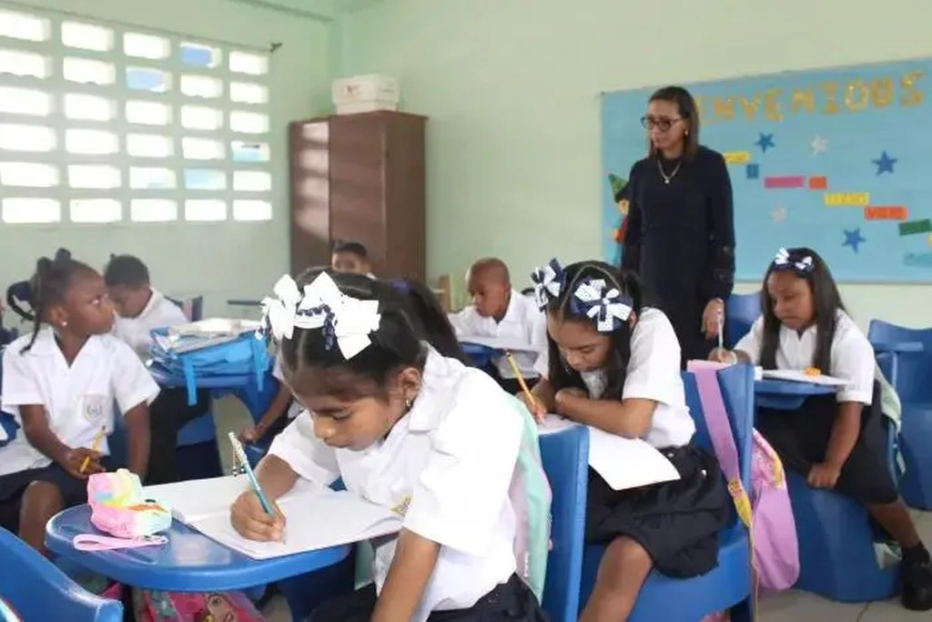 comienza-retorno-progresivo-a-clases-en-panama-tras-fuerte-sismo