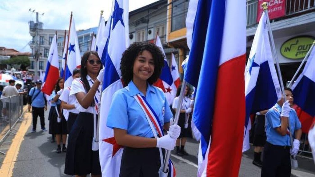 panama-celebrara-desfiles-patrios-pese-a-danos-por-fuerte-terremoto