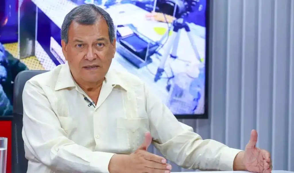 dirigente-centrista-refuta-comentario-de-embajador-de-peru-en-eeuu-2