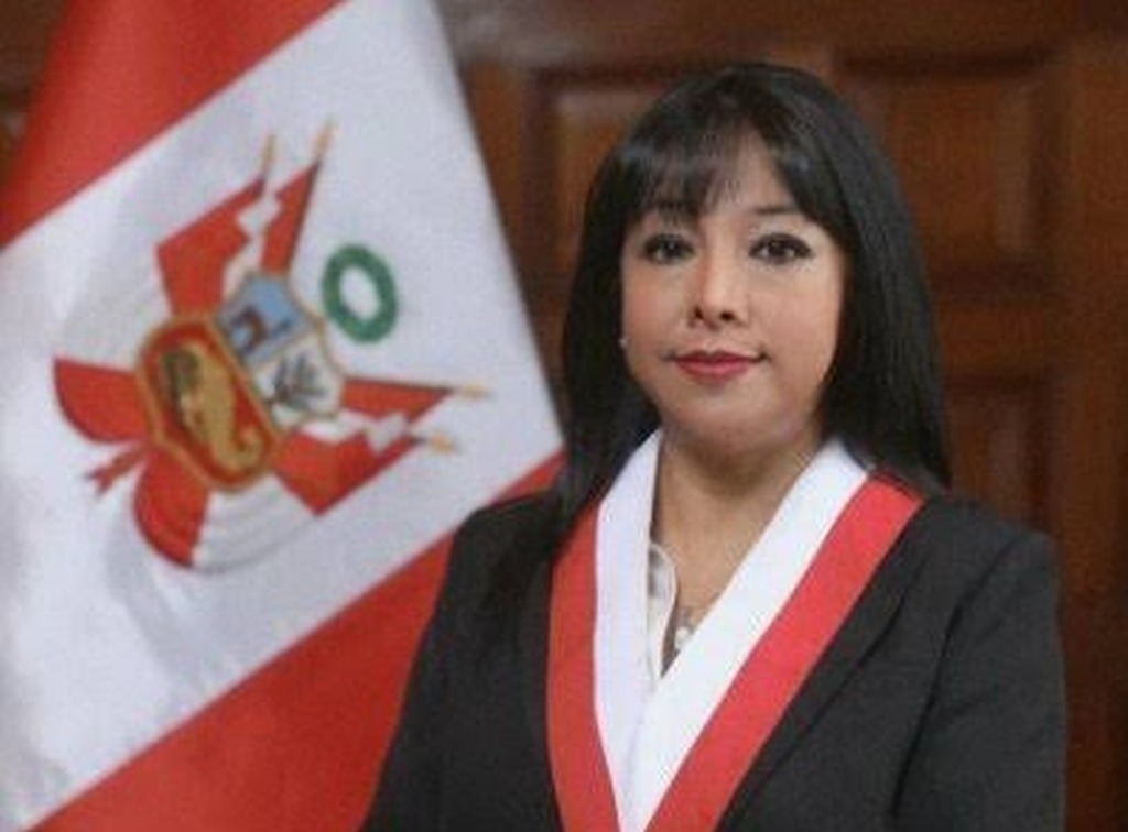 senadora-peruana-demanda-poner-fin-al-bloqueo-contra-cuba