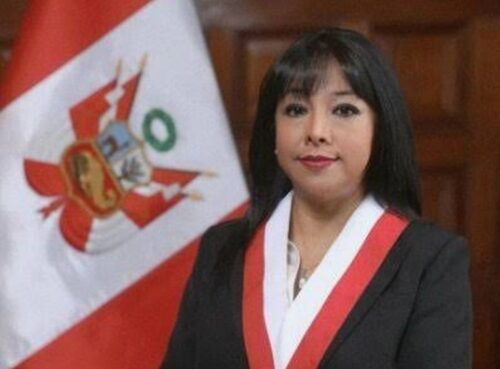 senadora-peruana-demanda-poner-fin-al-bloqueo-contra-cuba