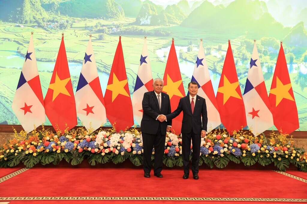 presidente-panameno-mantiene-contacto-con-lideres-vietnamitas