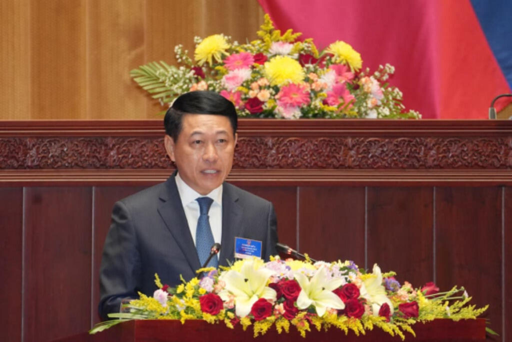 nuevo-primer-ministro-establece-prioridades-en-laos